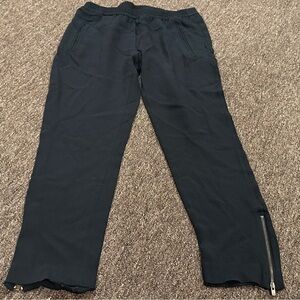 EUC Stella McCartney Women’s Ankle Dress Pants-Zippers @ Hem Black-Size 36